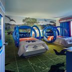 Lowes Royal Pacific Resort Gives Kids The Ultimate Jurassic World Suites