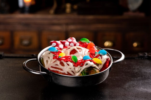 usb03495804857693845