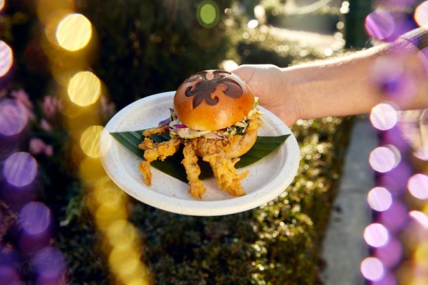 Universal_Orlandos_Mardi_Gras_Kicks_Off_This_Weekend_With_All-New_Cuisine-1024x683